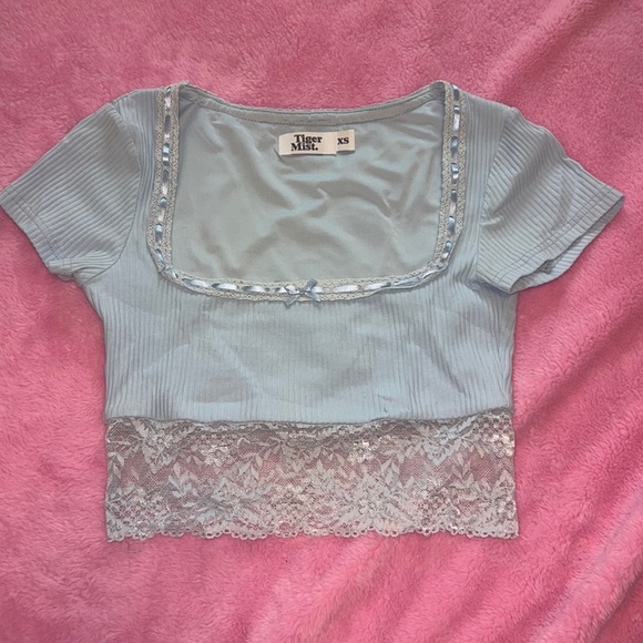 Tiger Mist Viola Top, Baby Blue (XS) & White (S) Lace Crop - Picture 5 of 8
